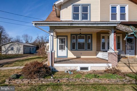 202 WATER STREET OLEY PA 19547