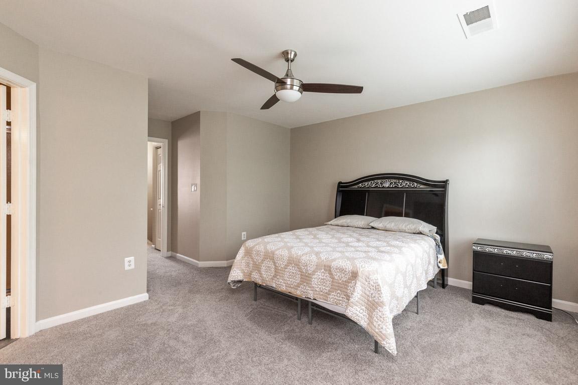 WELLINGTON/CLOVERHILL - Residential