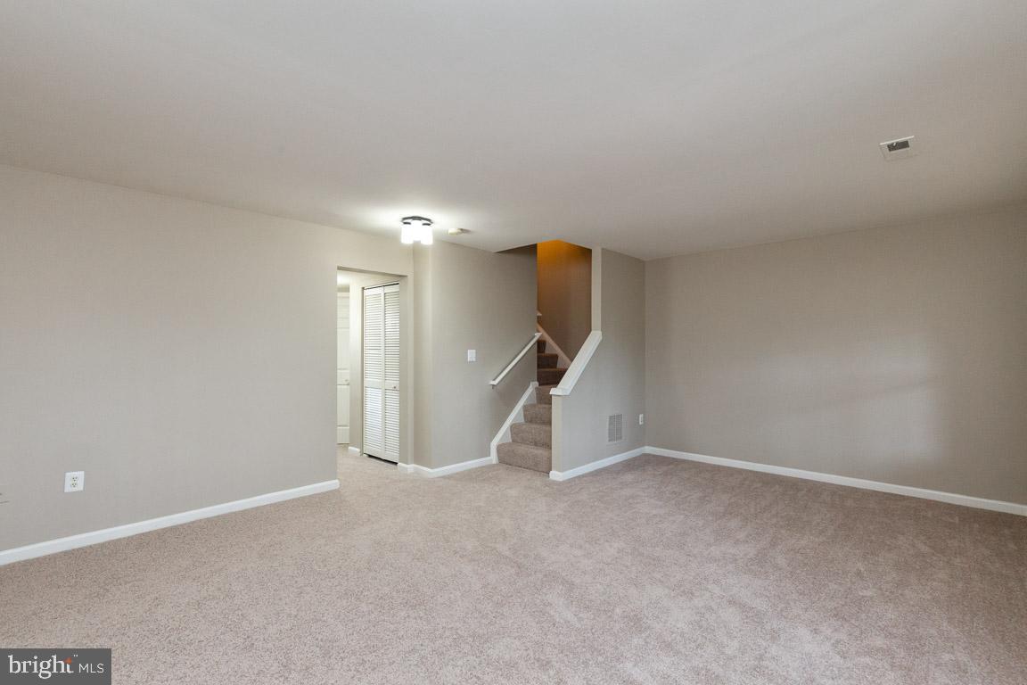 WELLINGTON/CLOVERHILL - Residential