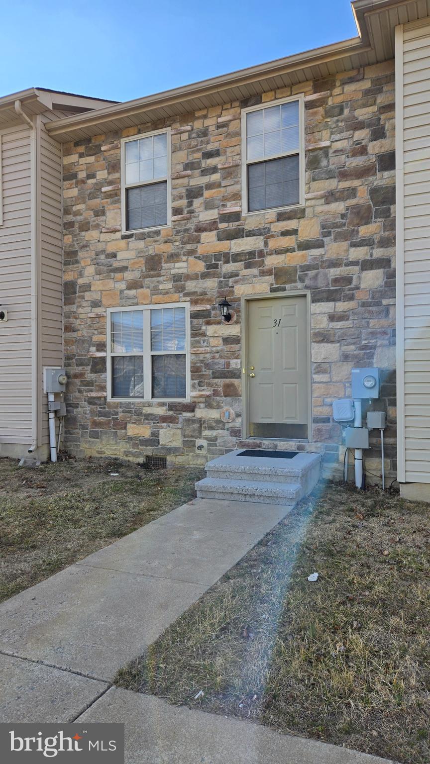 SULPHUR SPRINGS TOWNHOMES - Residential Lease