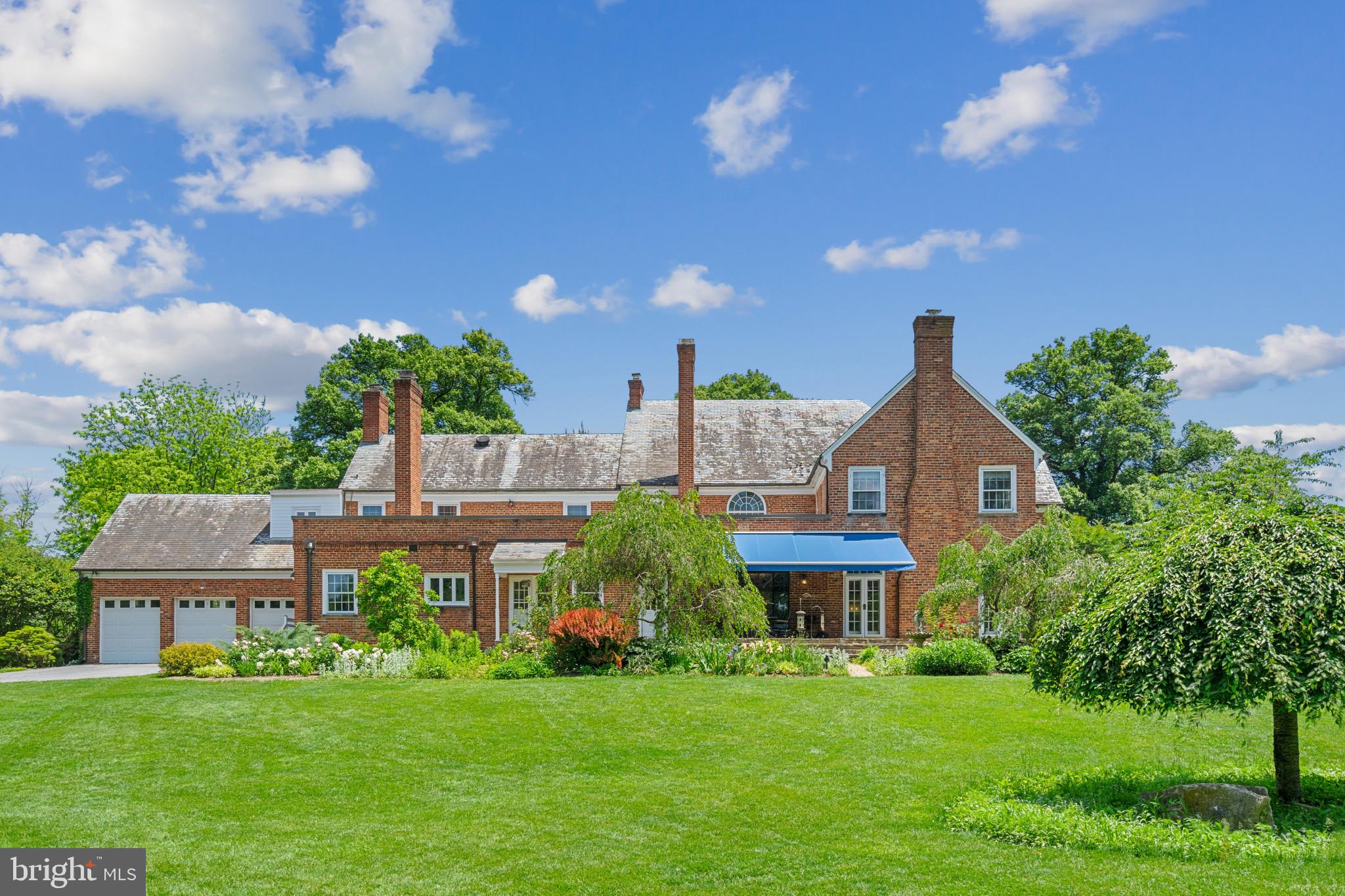 BROOKVILLE KNOLLS - Residential