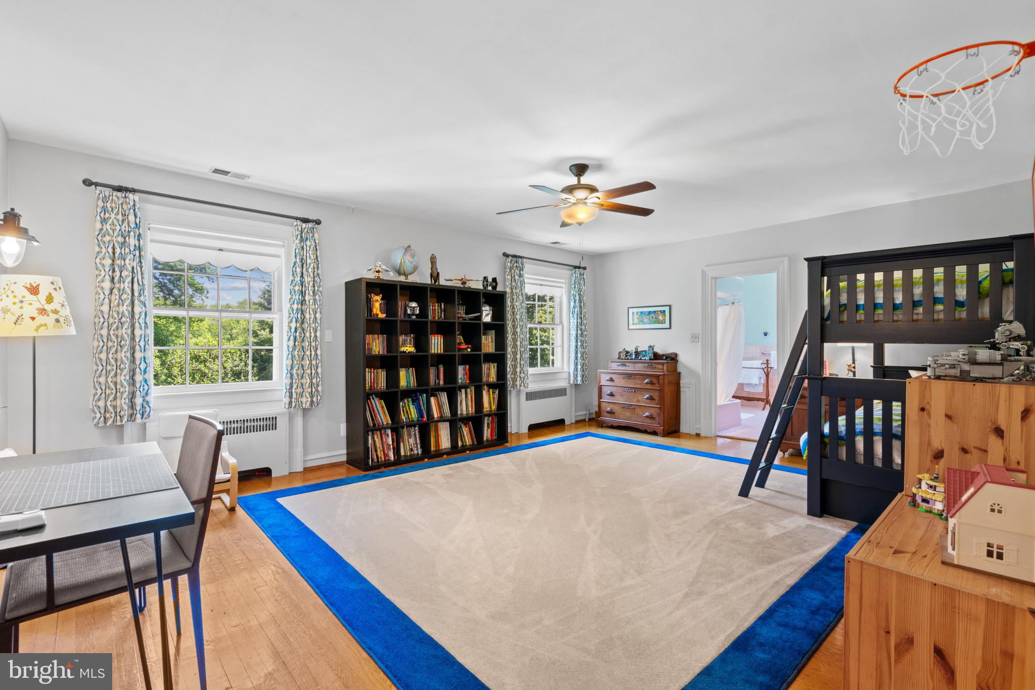 BROOKVILLE KNOLLS - Residential