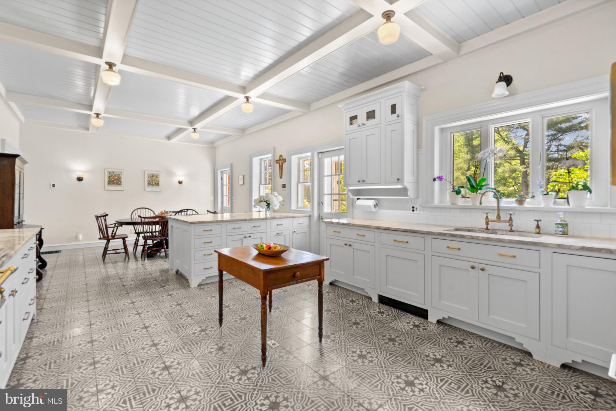 BROOKVILLE KNOLLS - Residential