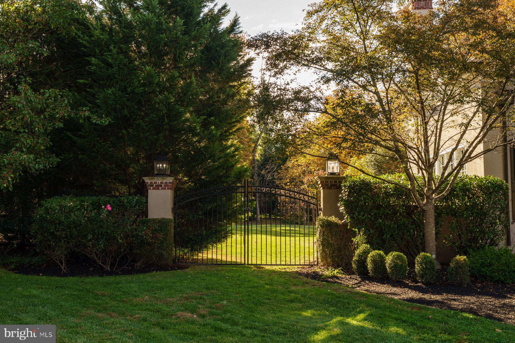 BRYN MAWR - Residential