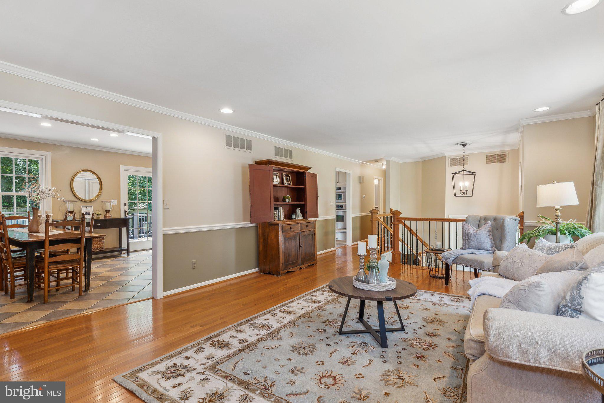 HOLLYBERRY WOODS - Residential