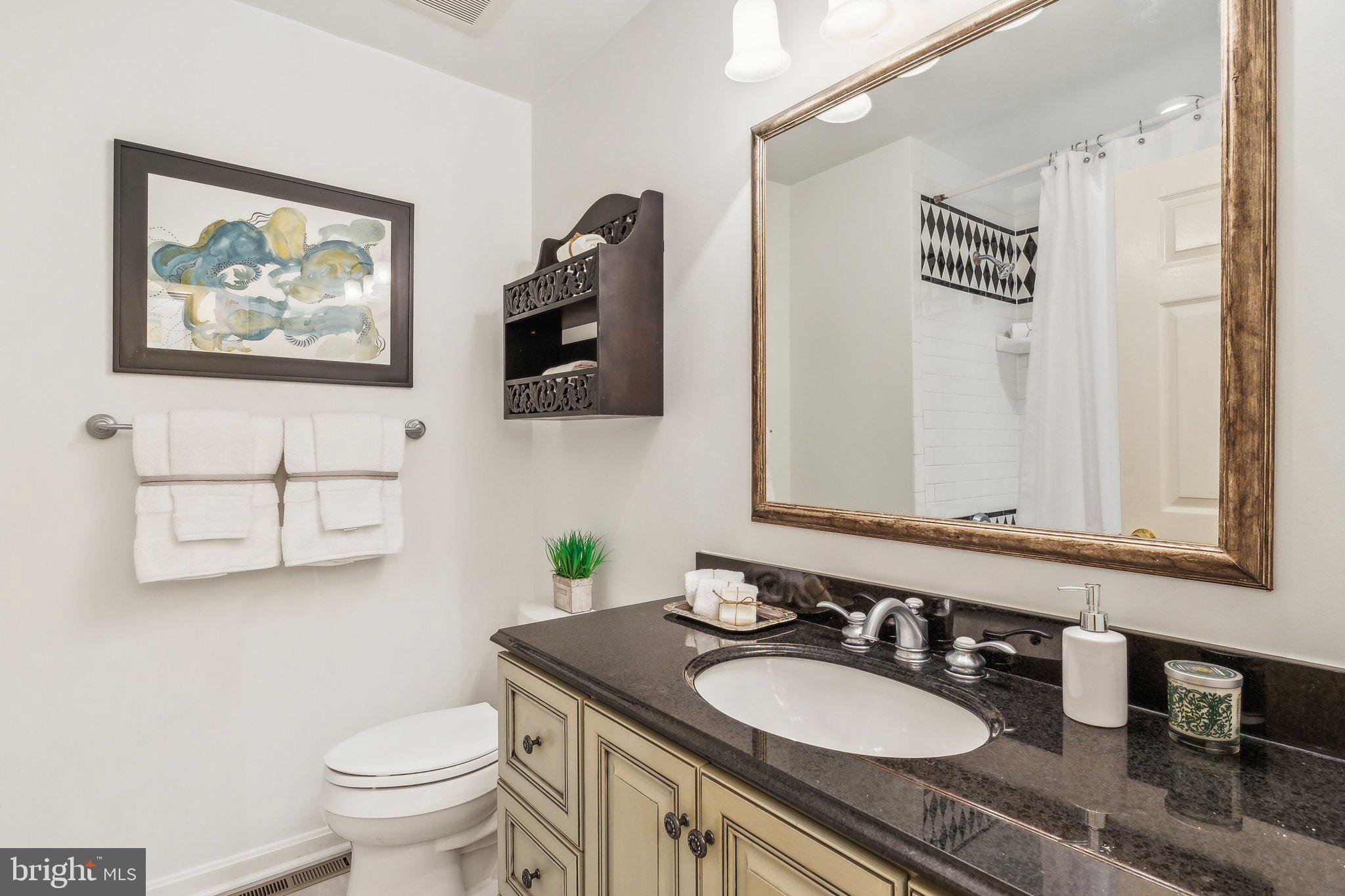 HOLLYBERRY WOODS - Residential