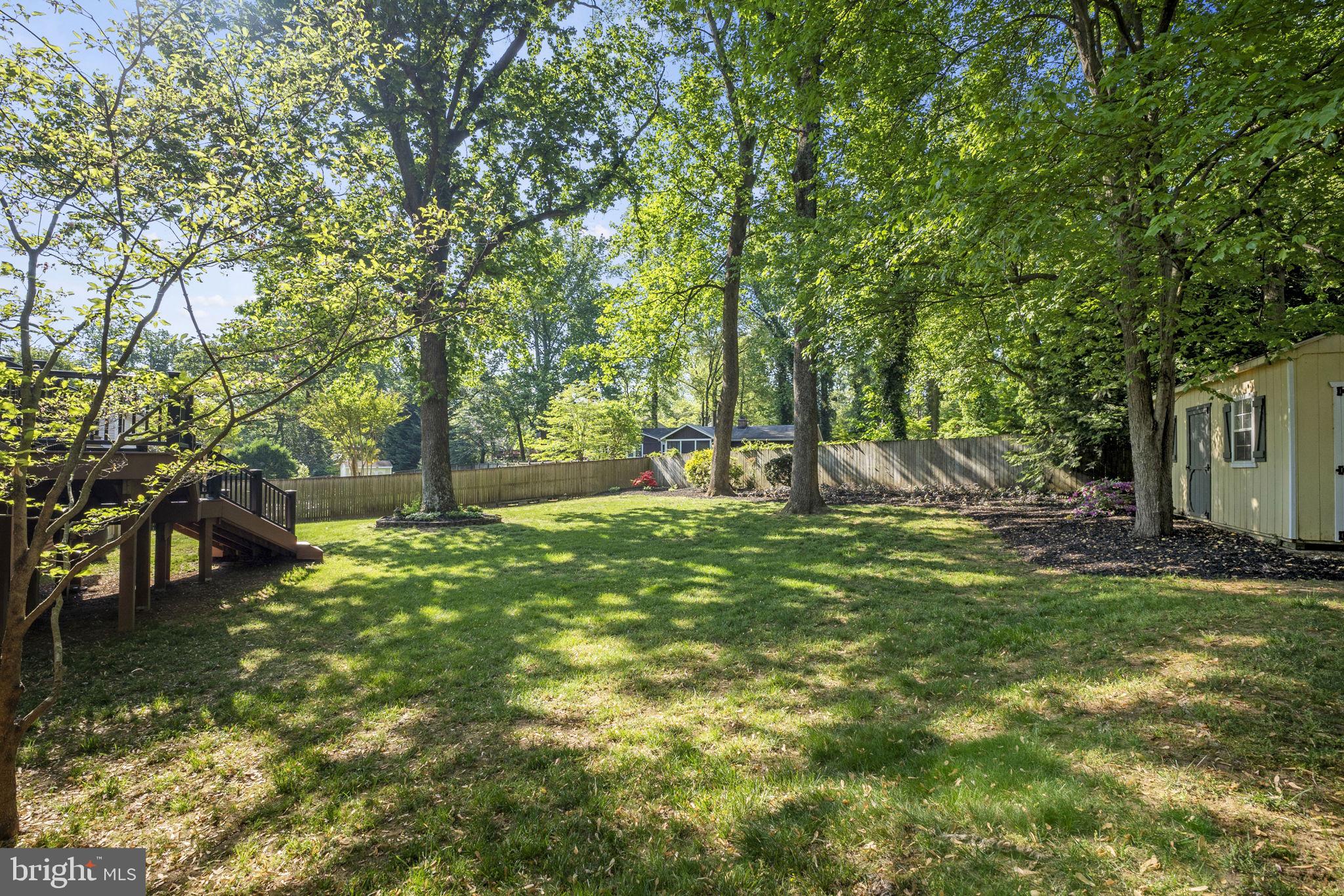 HOLLYBERRY WOODS - Residential