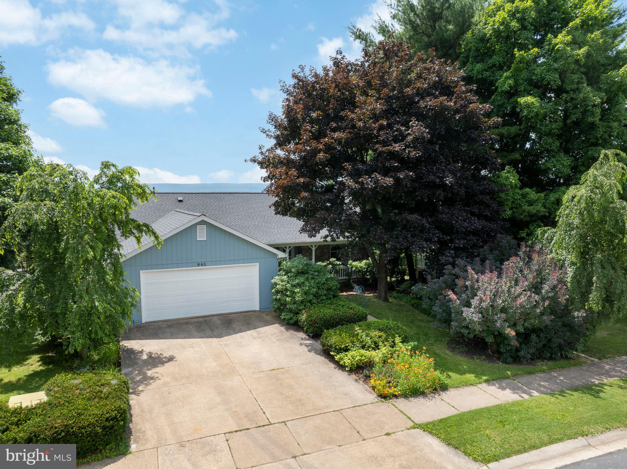 645 BERKSHIRE DRIVE
