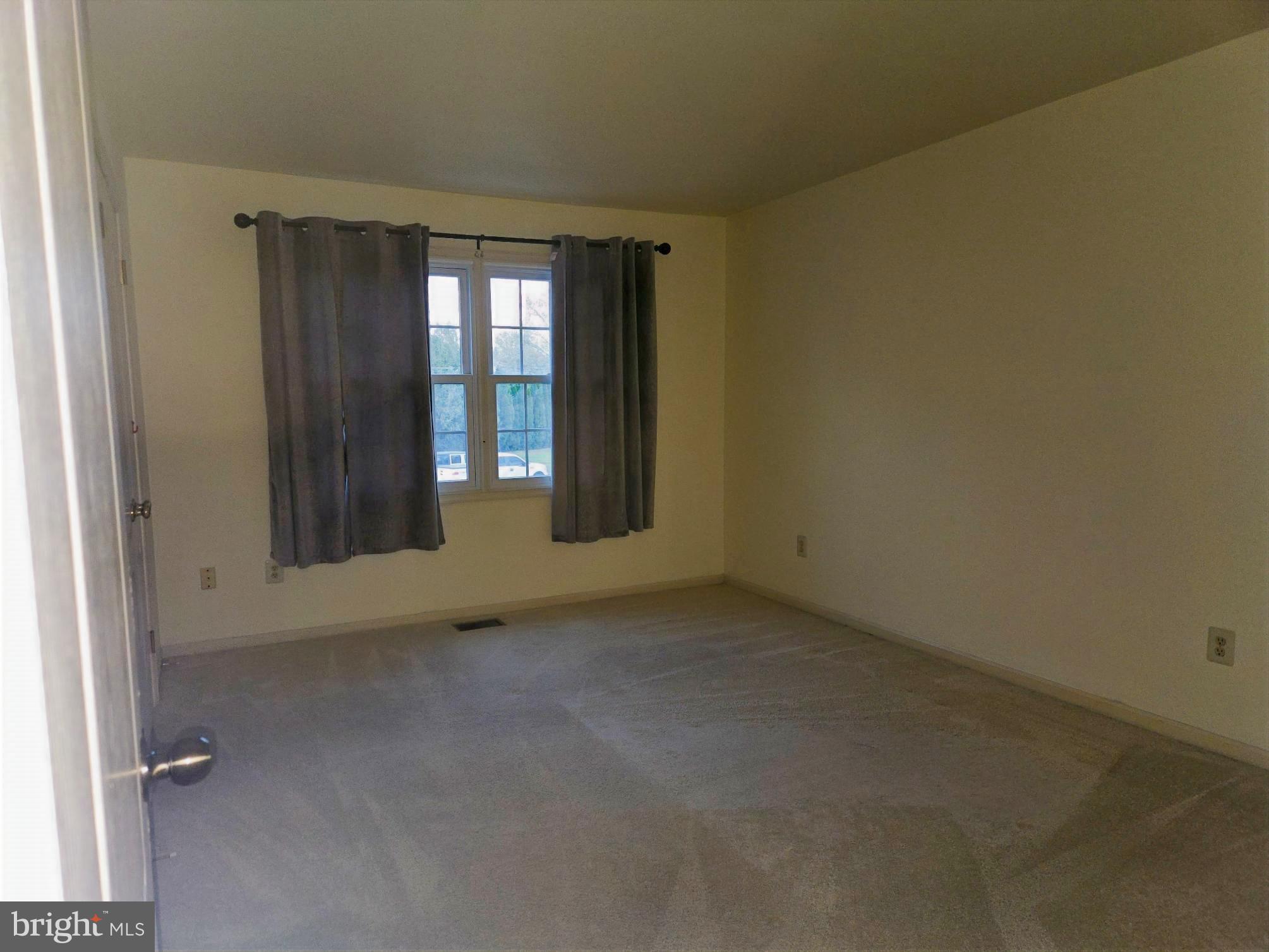 COLLEGEVILLE GREEN - Residential