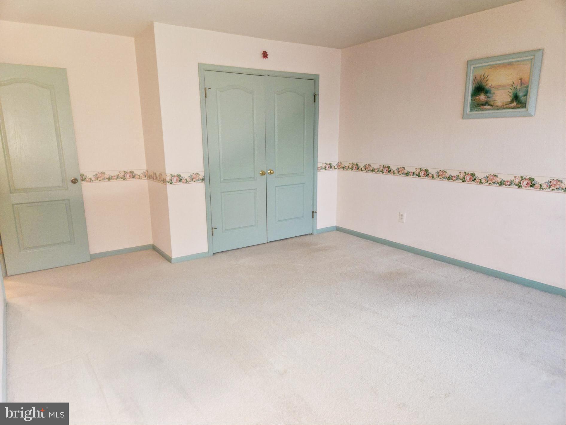 COLLEGEVILLE GREEN - Residential