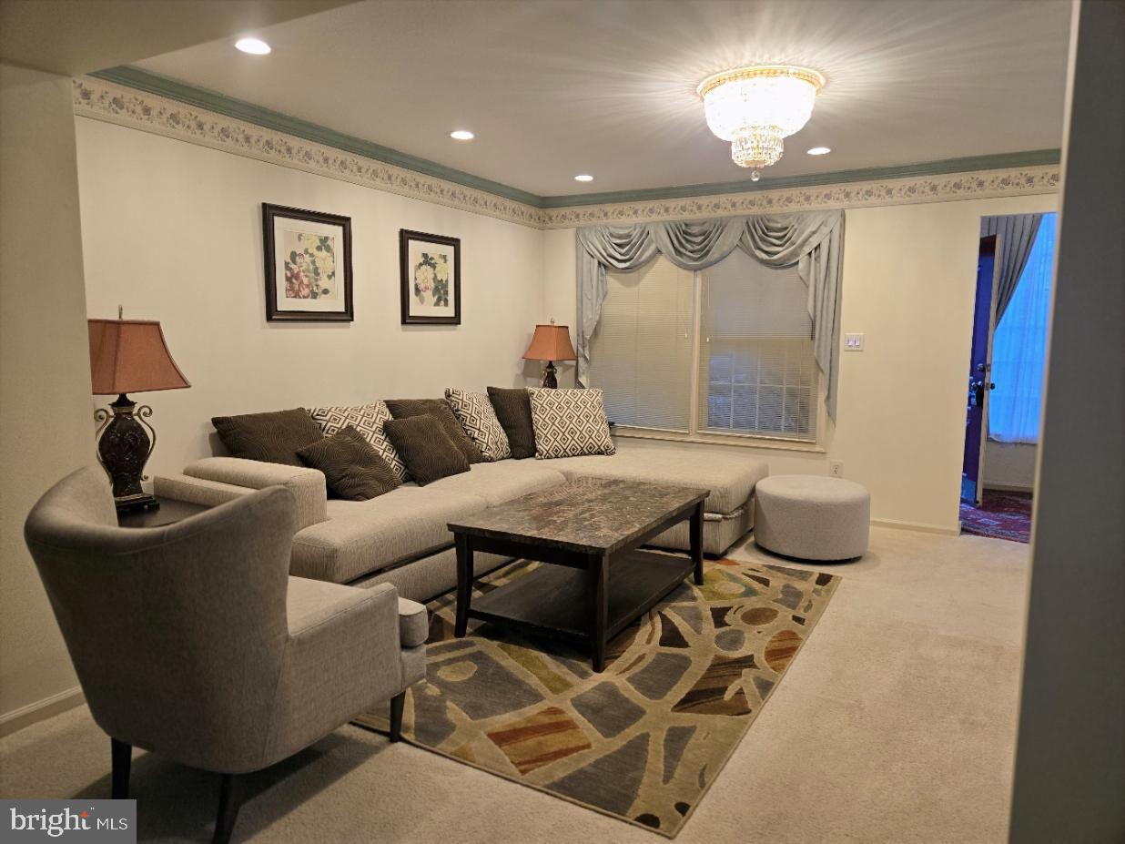 COLLEGEVILLE GREEN - Residential