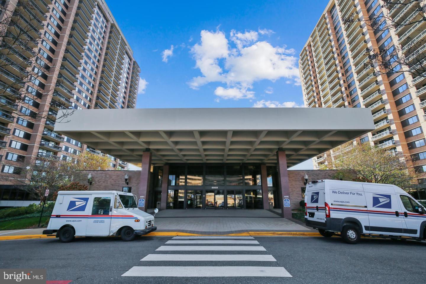 SKYLINE SQUARE CONDO - Residential