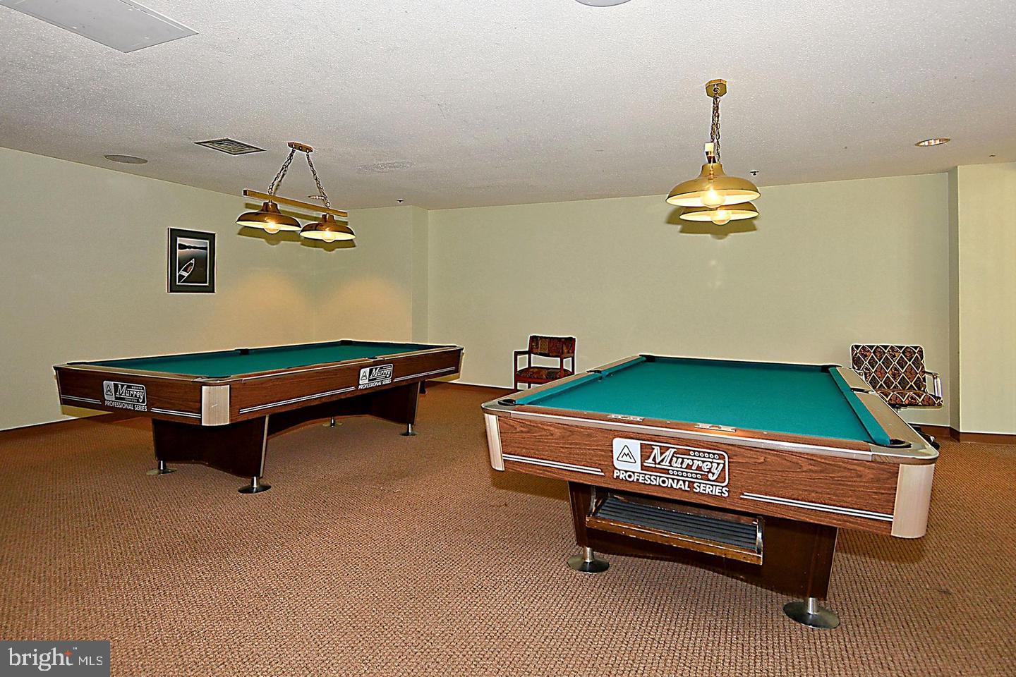 SKYLINE SQUARE CONDO - Residential