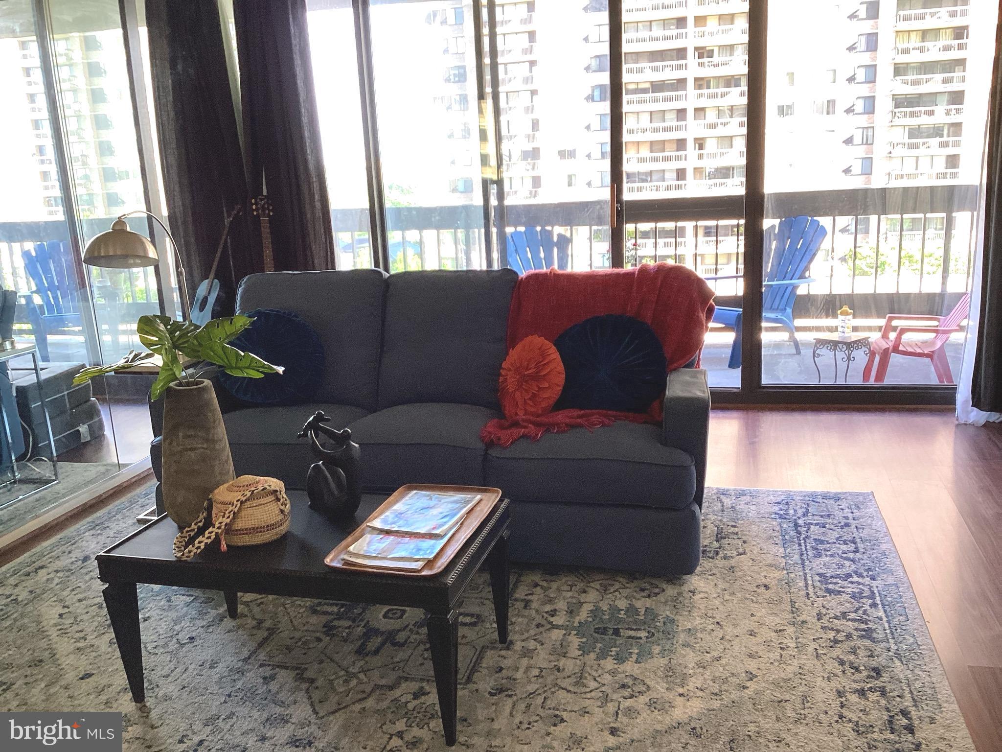 SKYLINE SQUARE CONDO - Residential