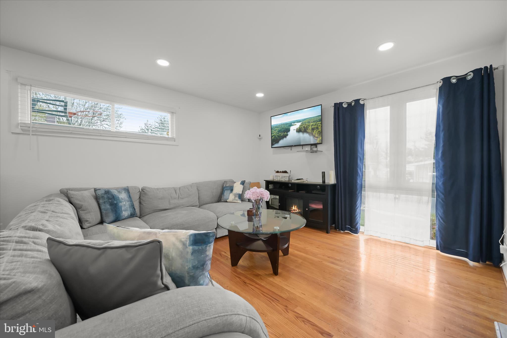 WOODLANDS - Residential