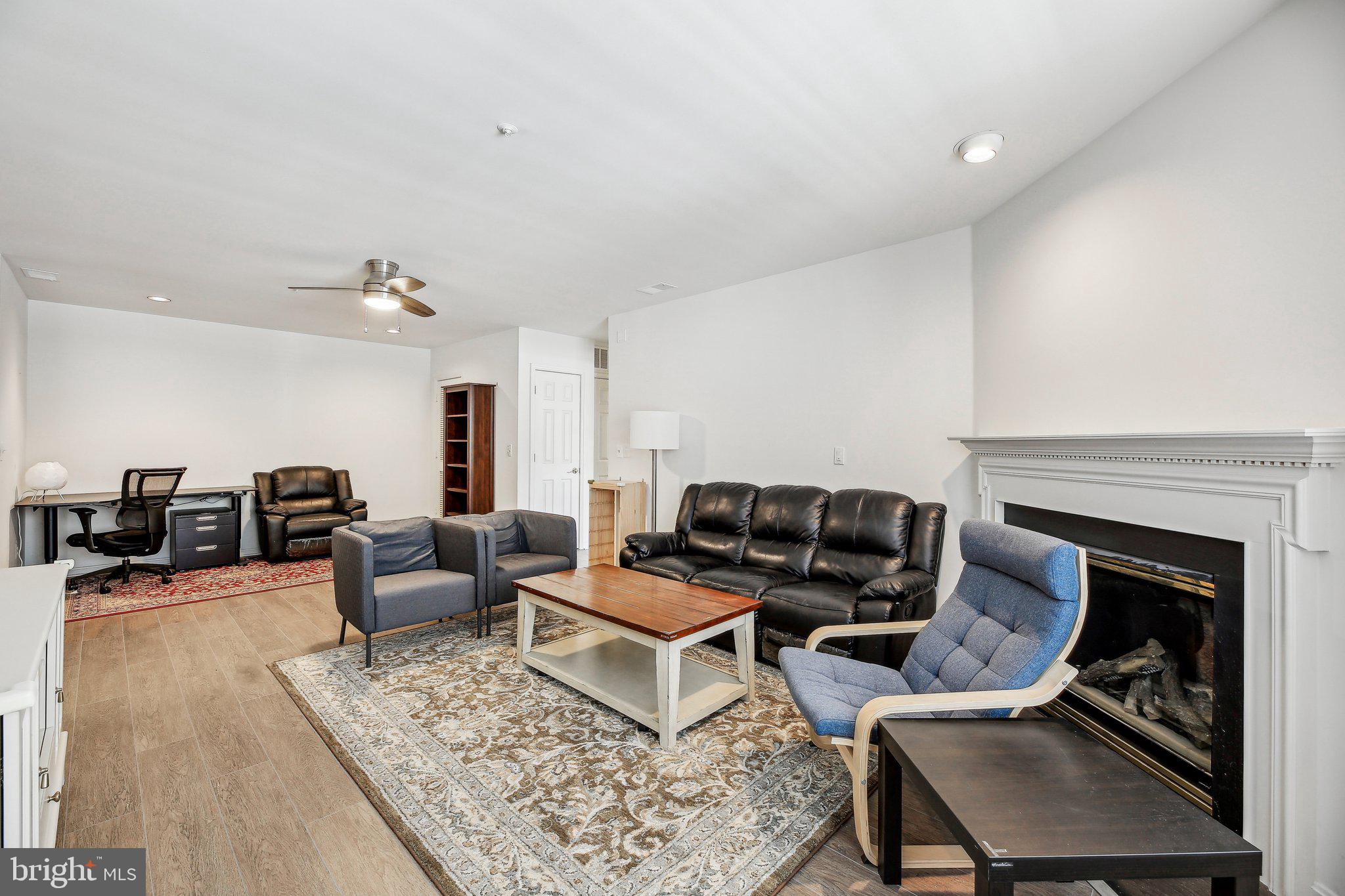 405 PLUMBRIDGE COURT 204