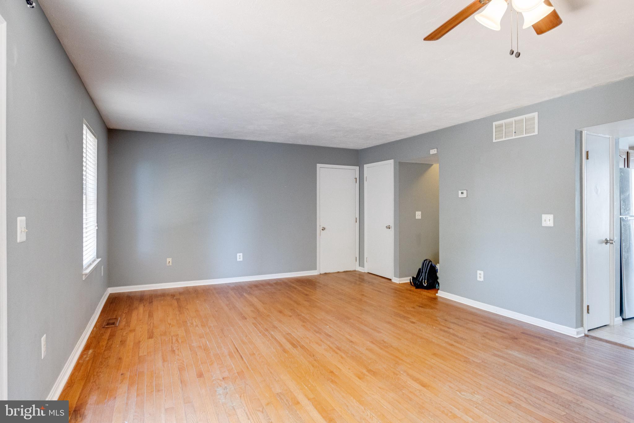 QUEENS PARK - Residential