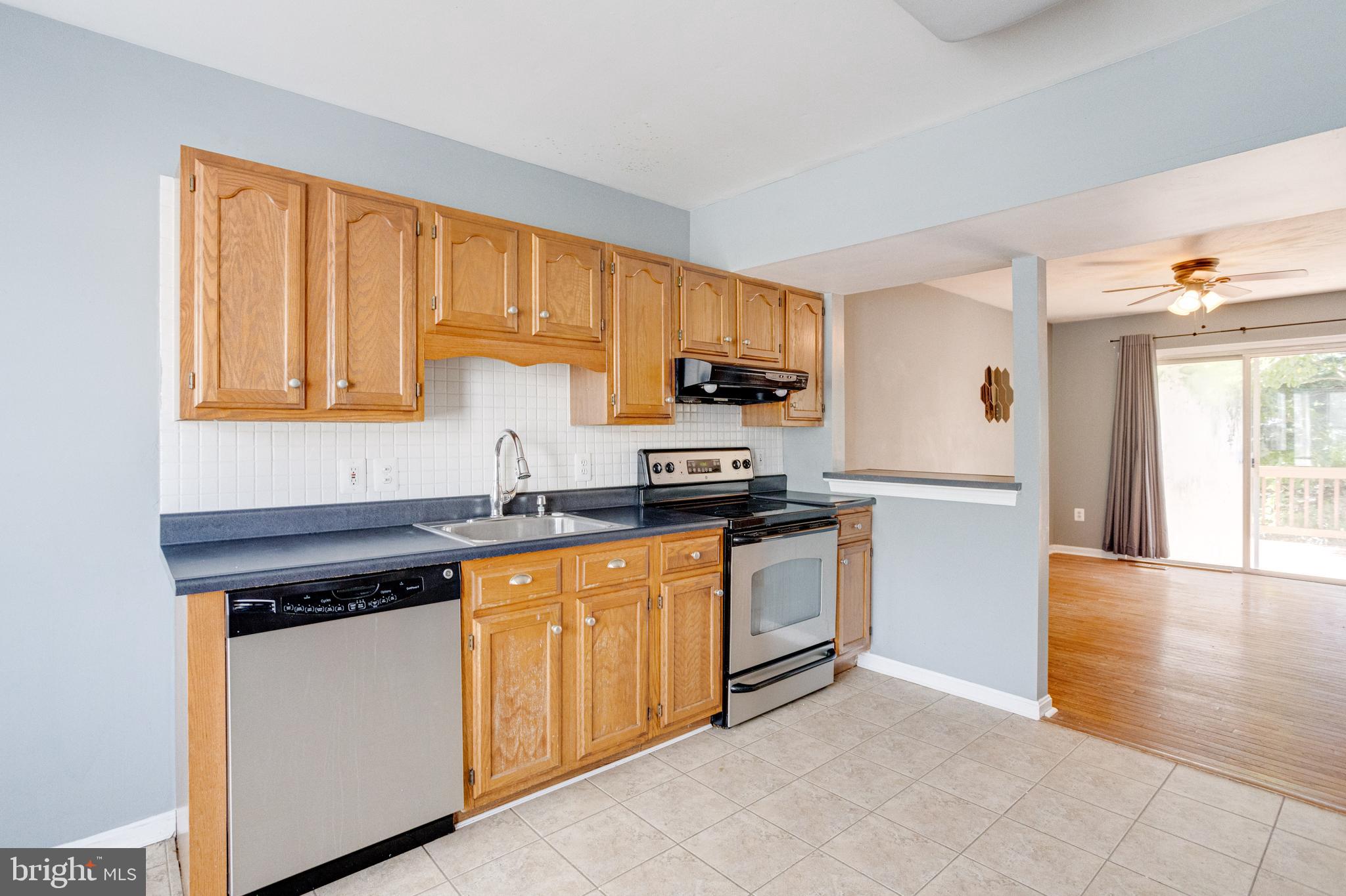 QUEENS PARK - Residential