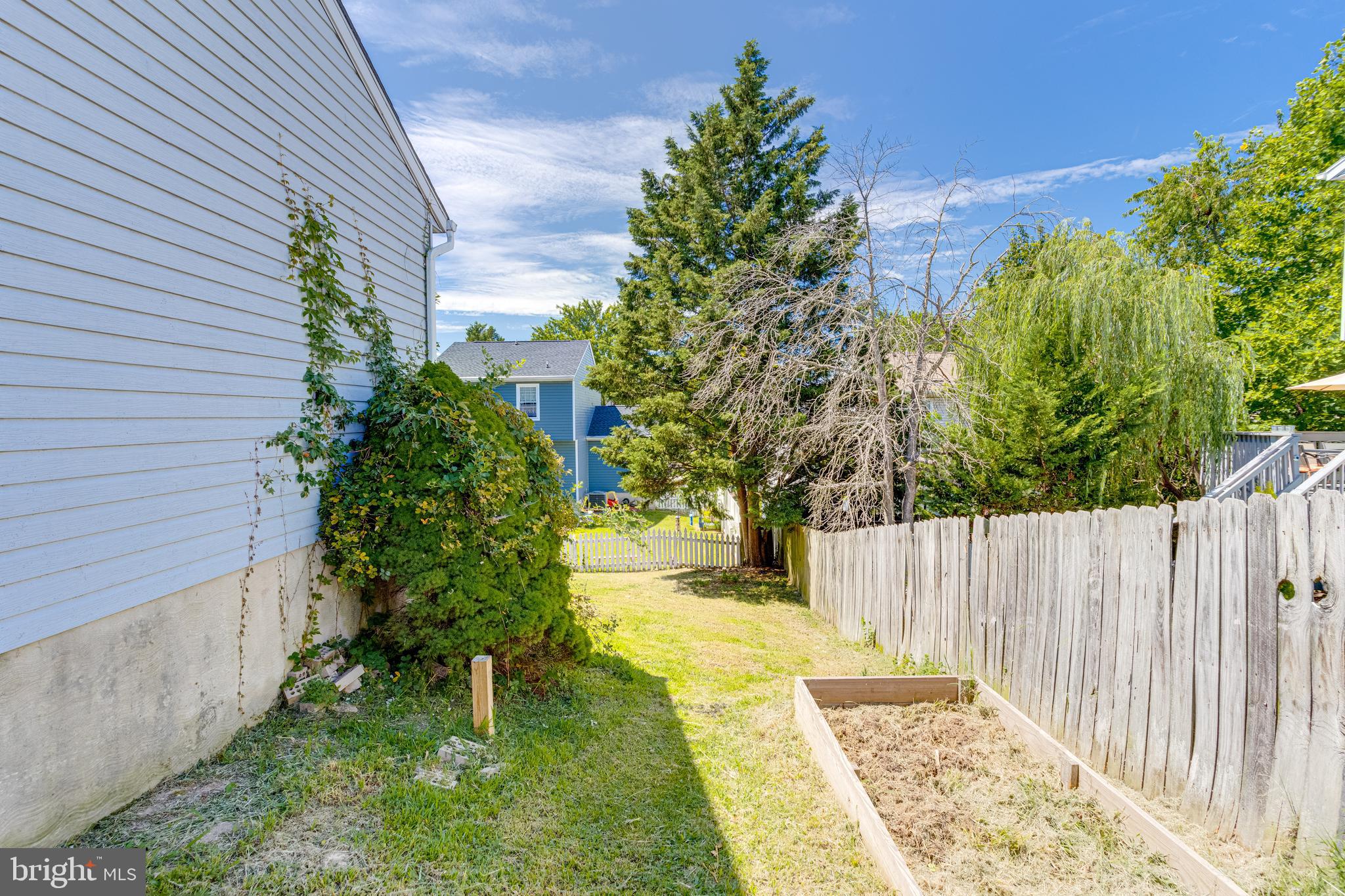 QUEENS PARK - Residential