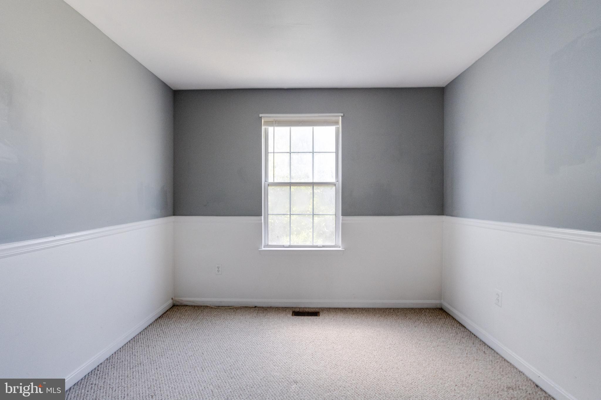 QUEENS PARK - Residential