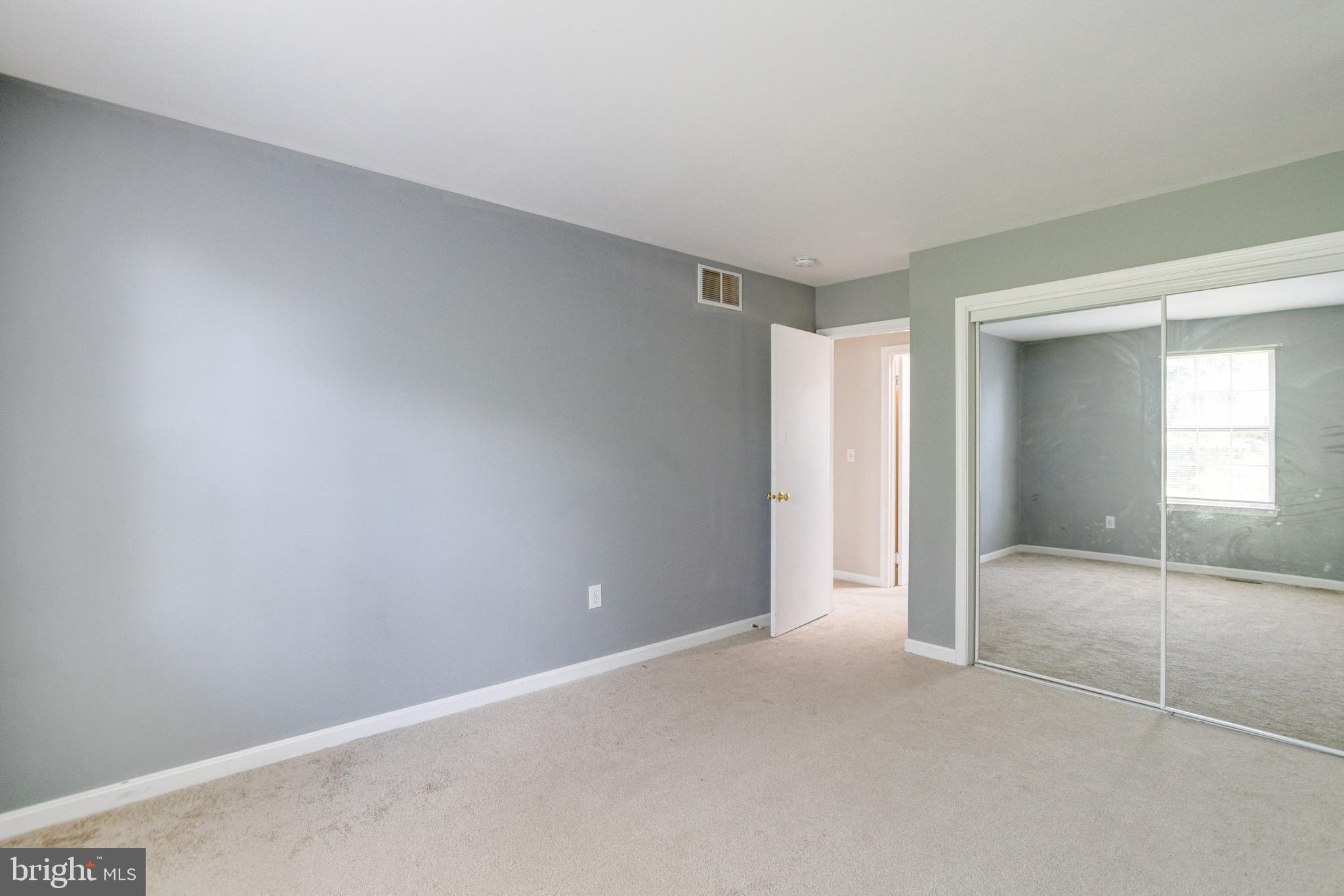 QUEENS PARK - Residential