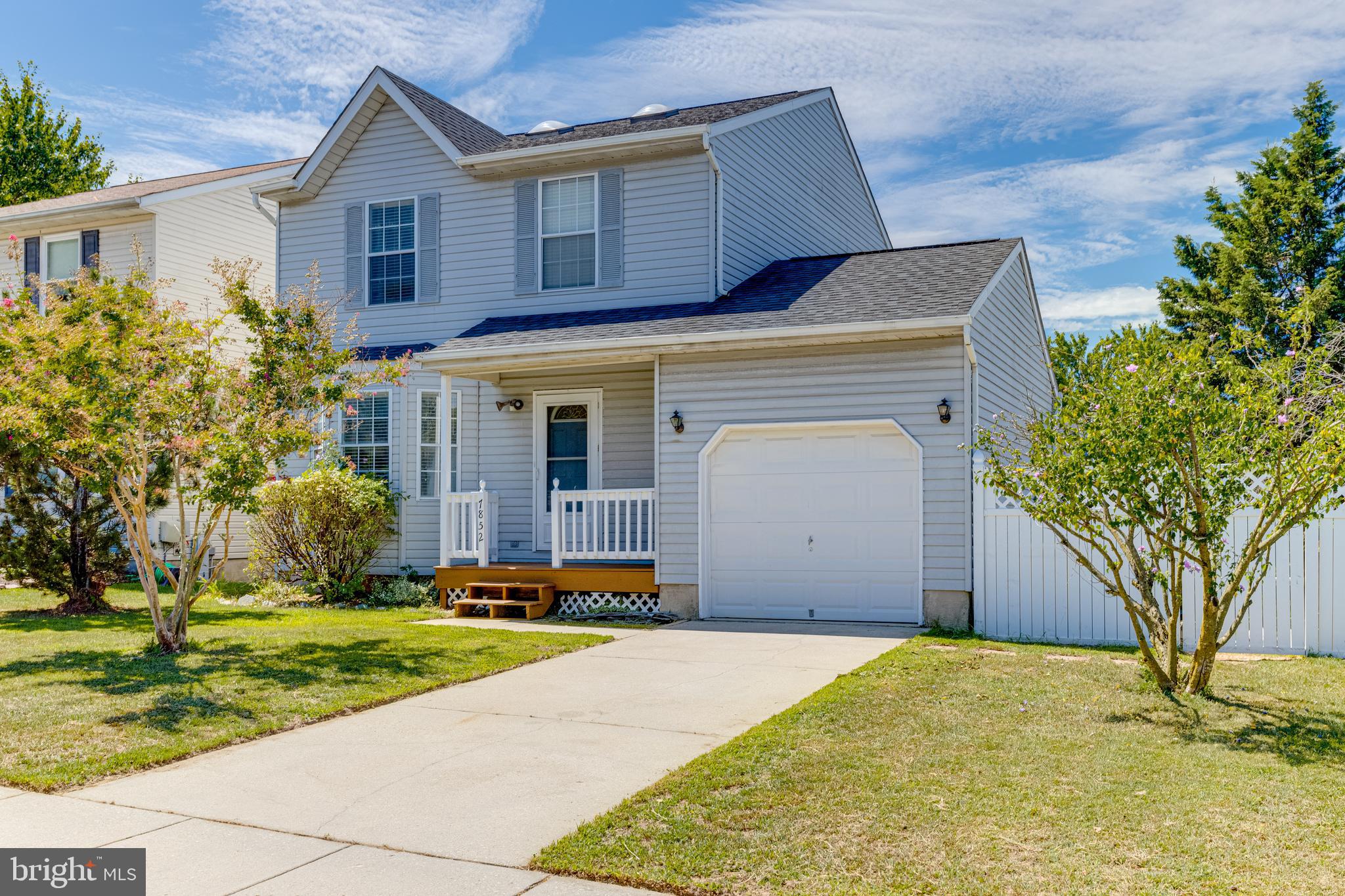 QUEENS PARK - Residential