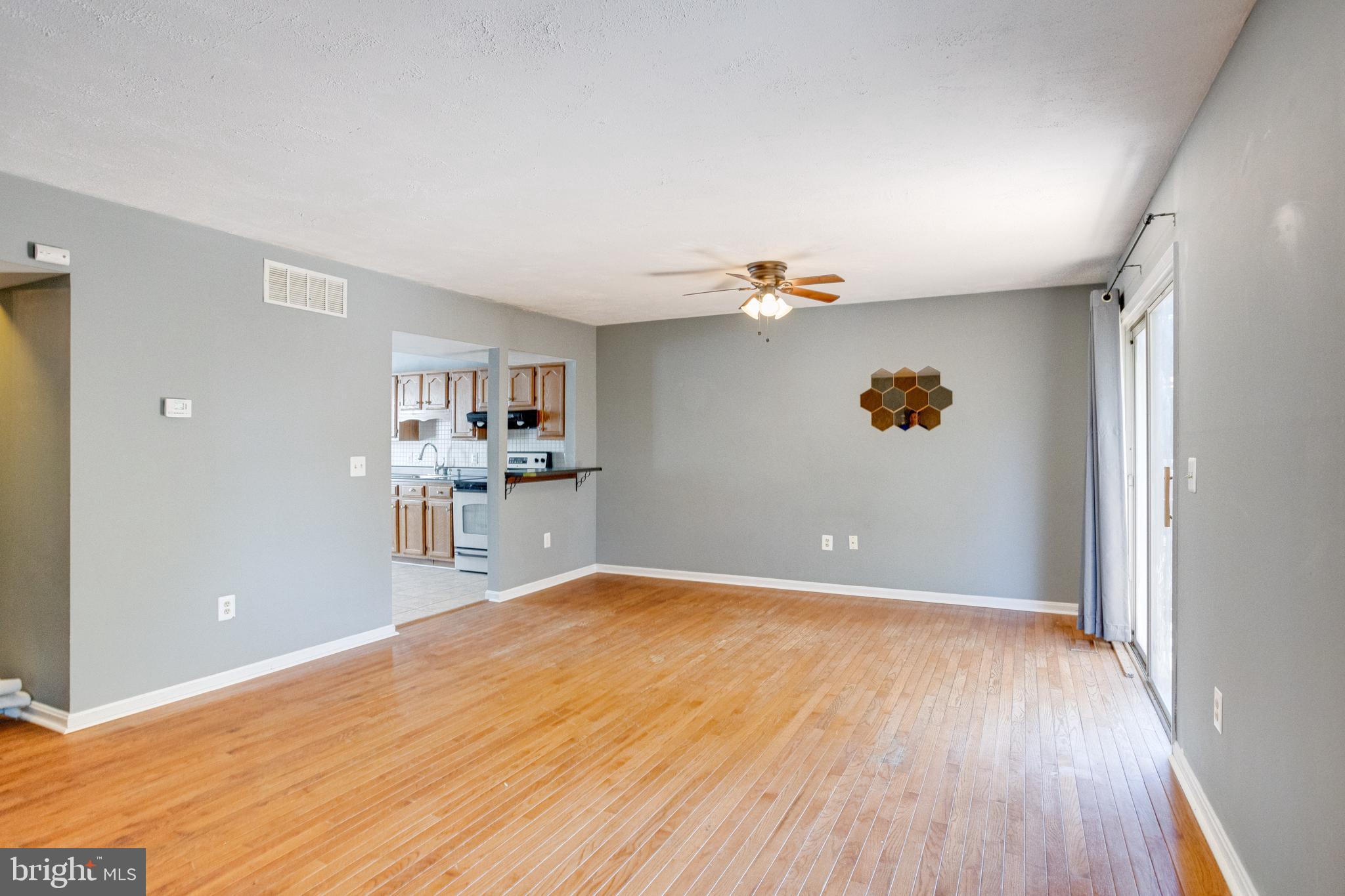 QUEENS PARK - Residential