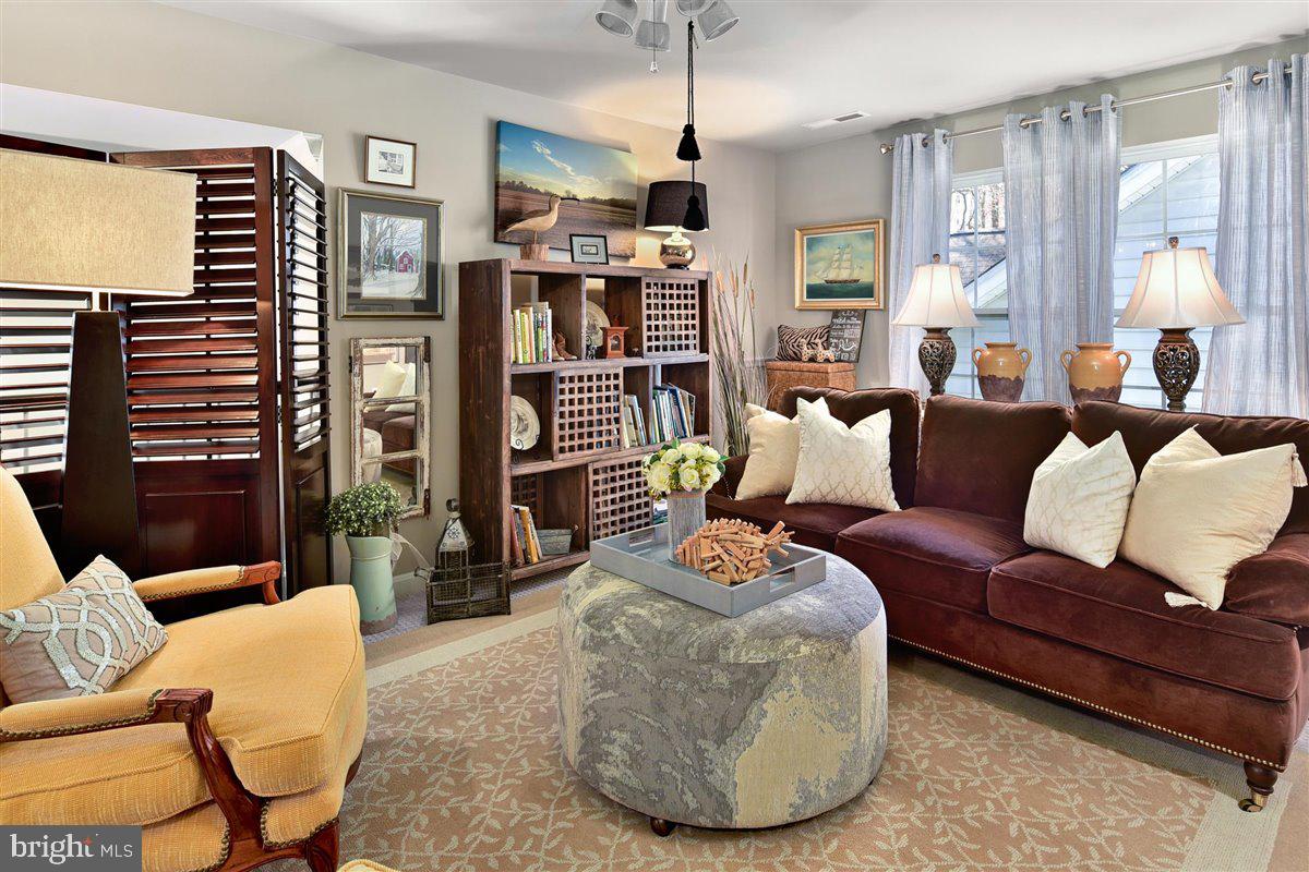 OCEAN PINES - THE PARKE - Residential