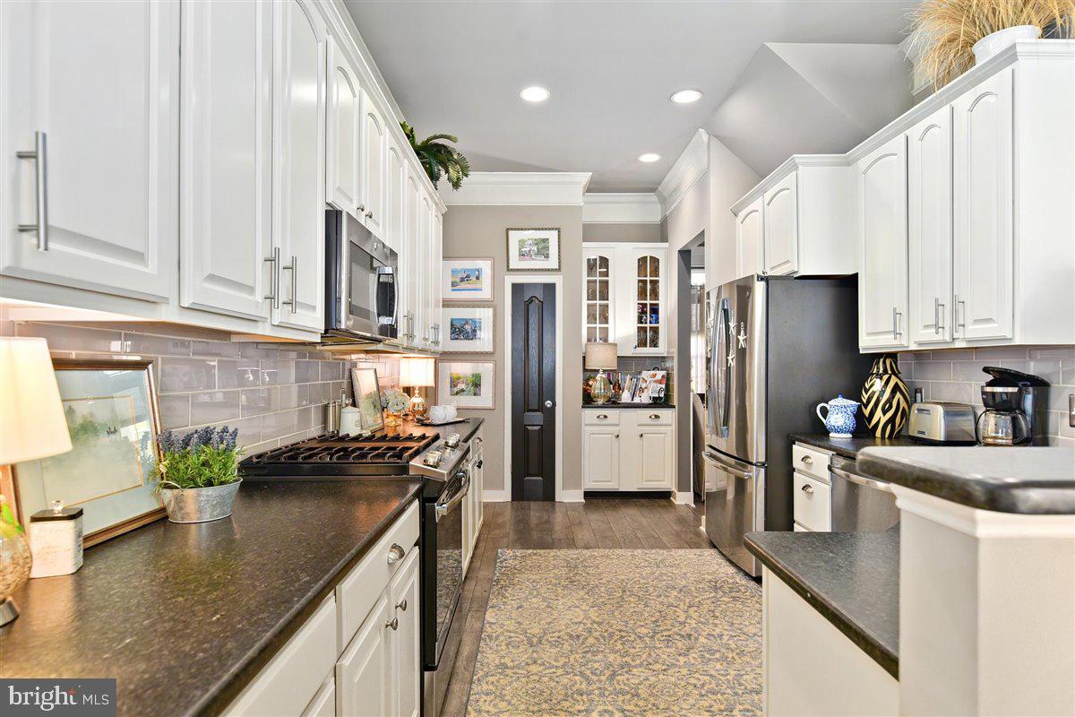 OCEAN PINES - THE PARKE - Residential