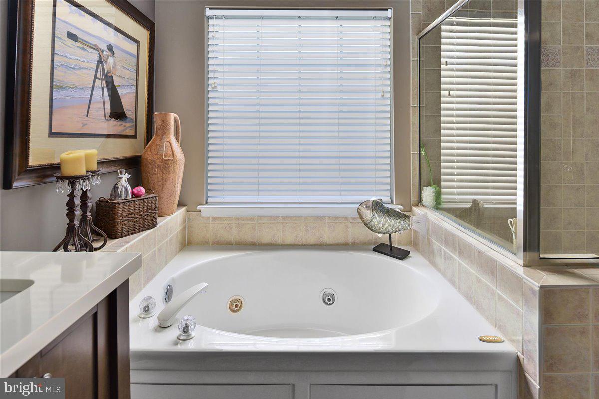 OCEAN PINES - THE PARKE - Residential