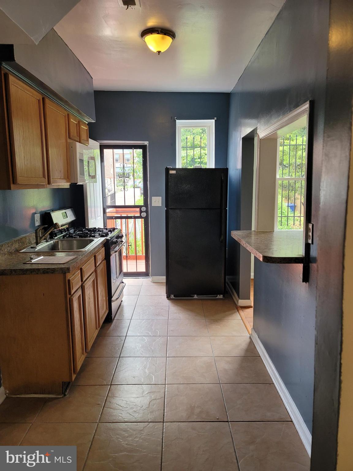 COLD SPRING NEWTOWN - Residential Lease