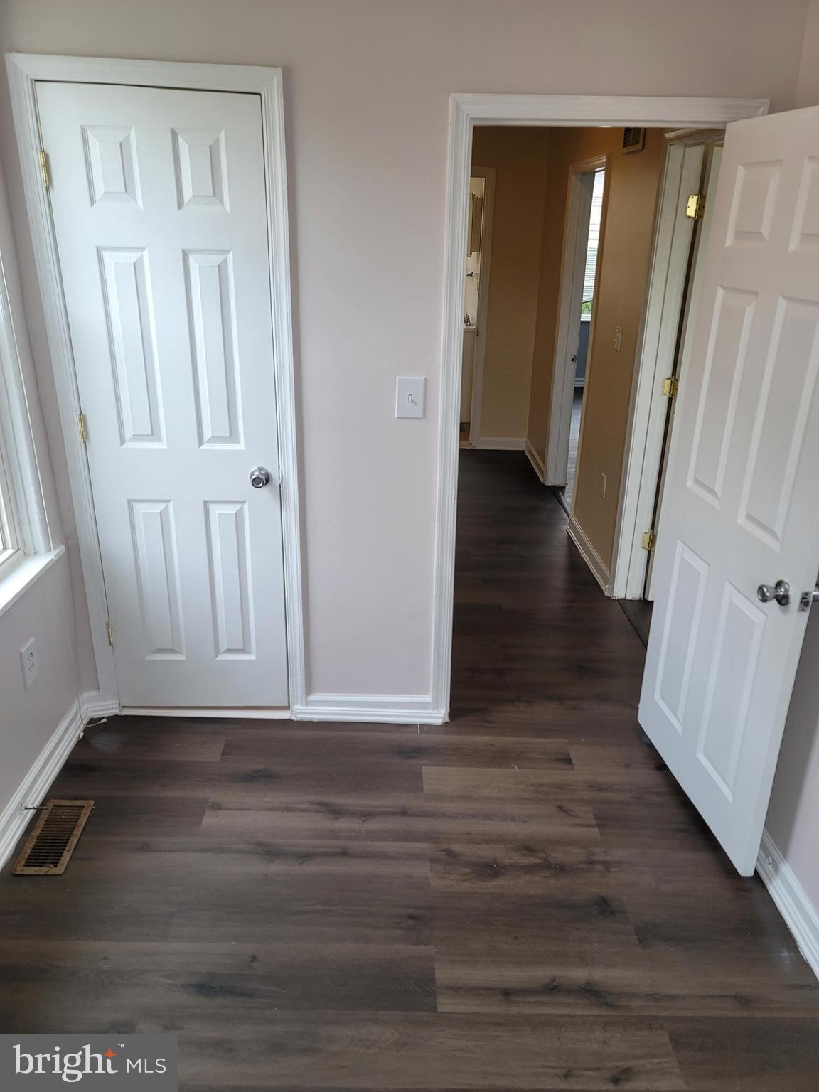 COLD SPRING NEWTOWN - Residential Lease