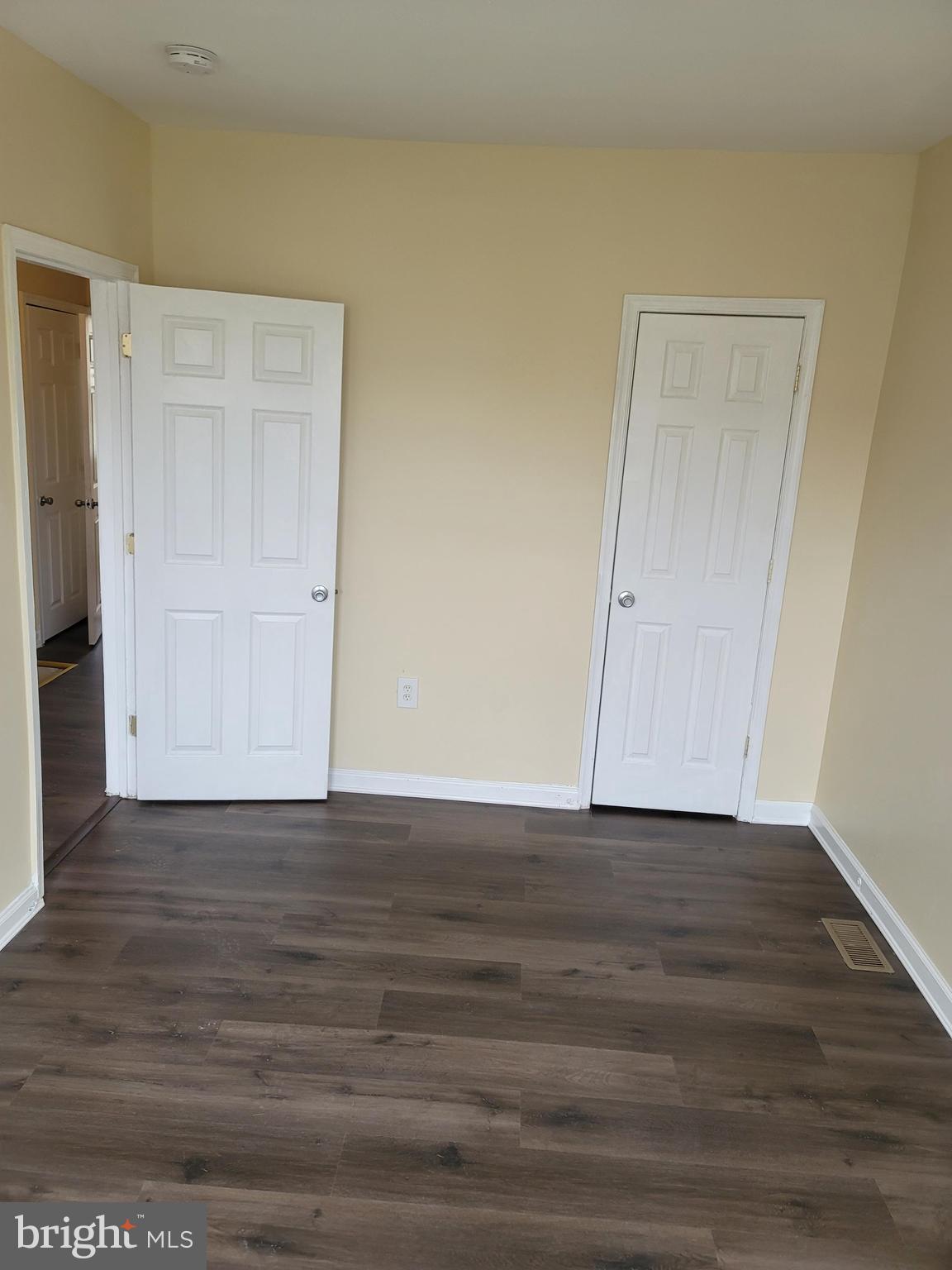 COLD SPRING NEWTOWN - Residential Lease