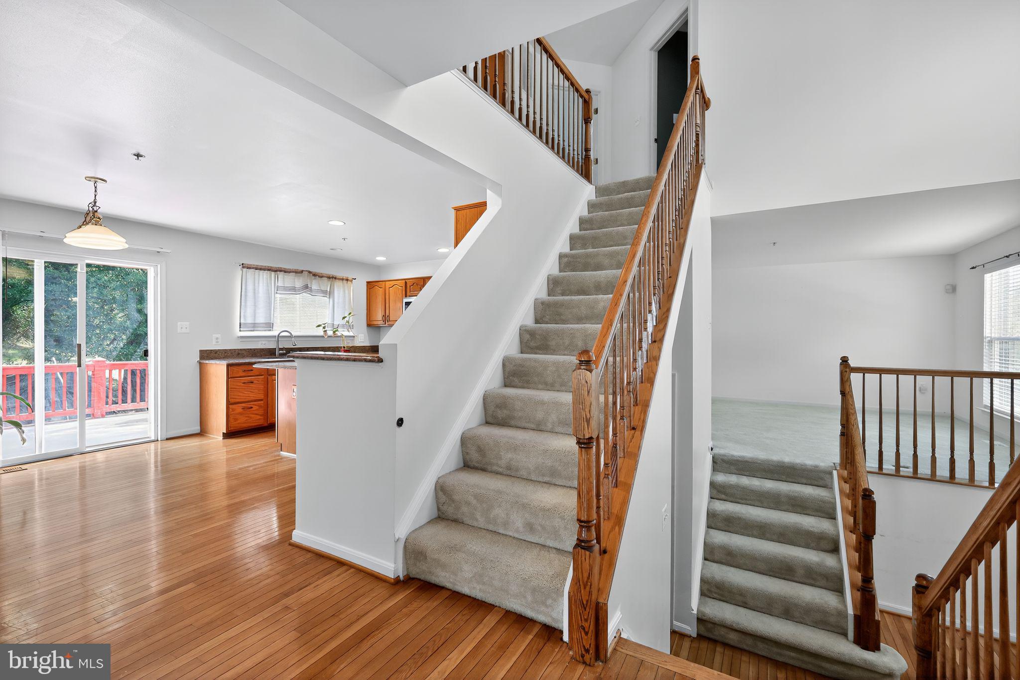 ARAGONA VILLAGE - Residential