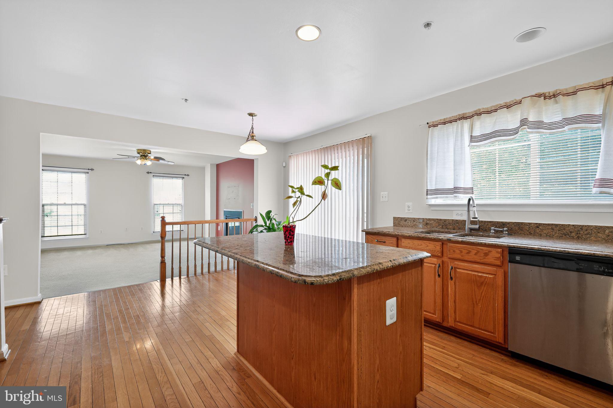 ARAGONA VILLAGE - Residential