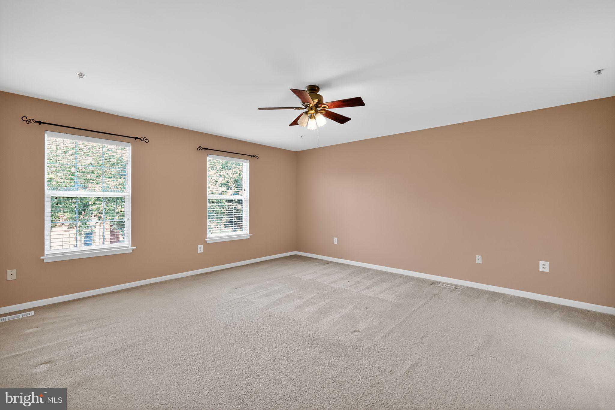 ARAGONA VILLAGE - Residential