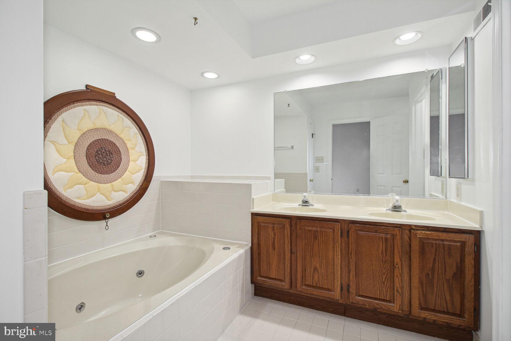 MONTPELIER HILLS - Residential