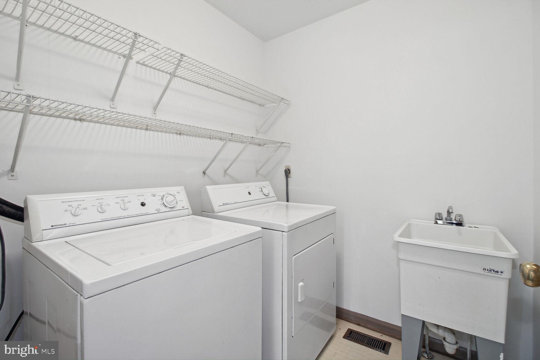 MONTPELIER HILLS - Residential