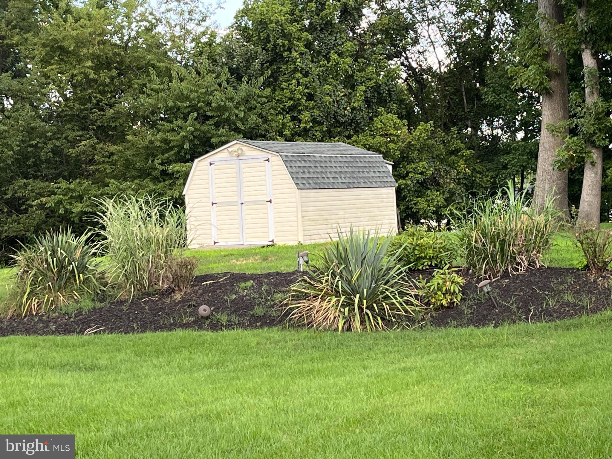 PERRYWOOD - Residential