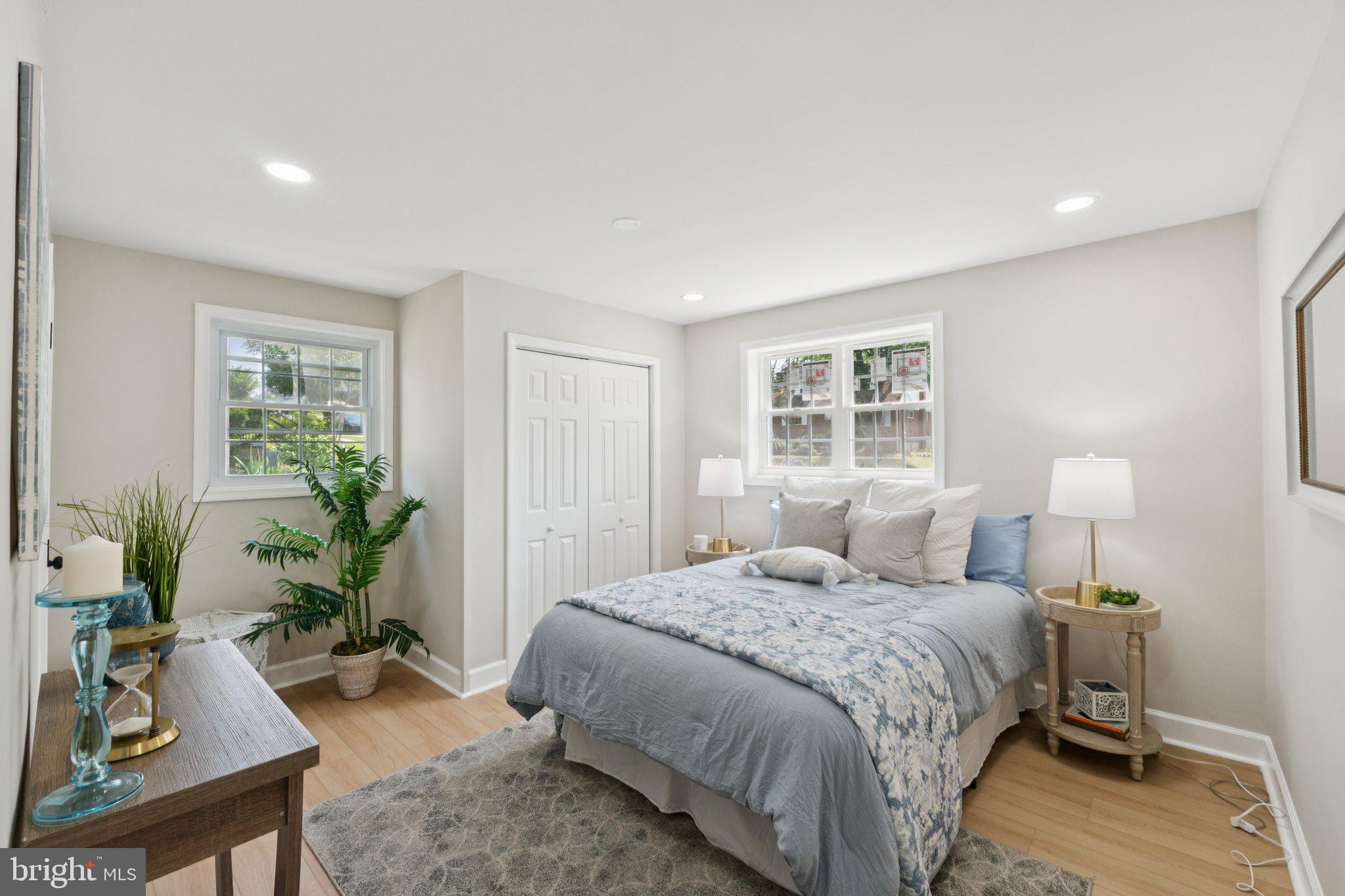 WHEATON WOODS - Residential