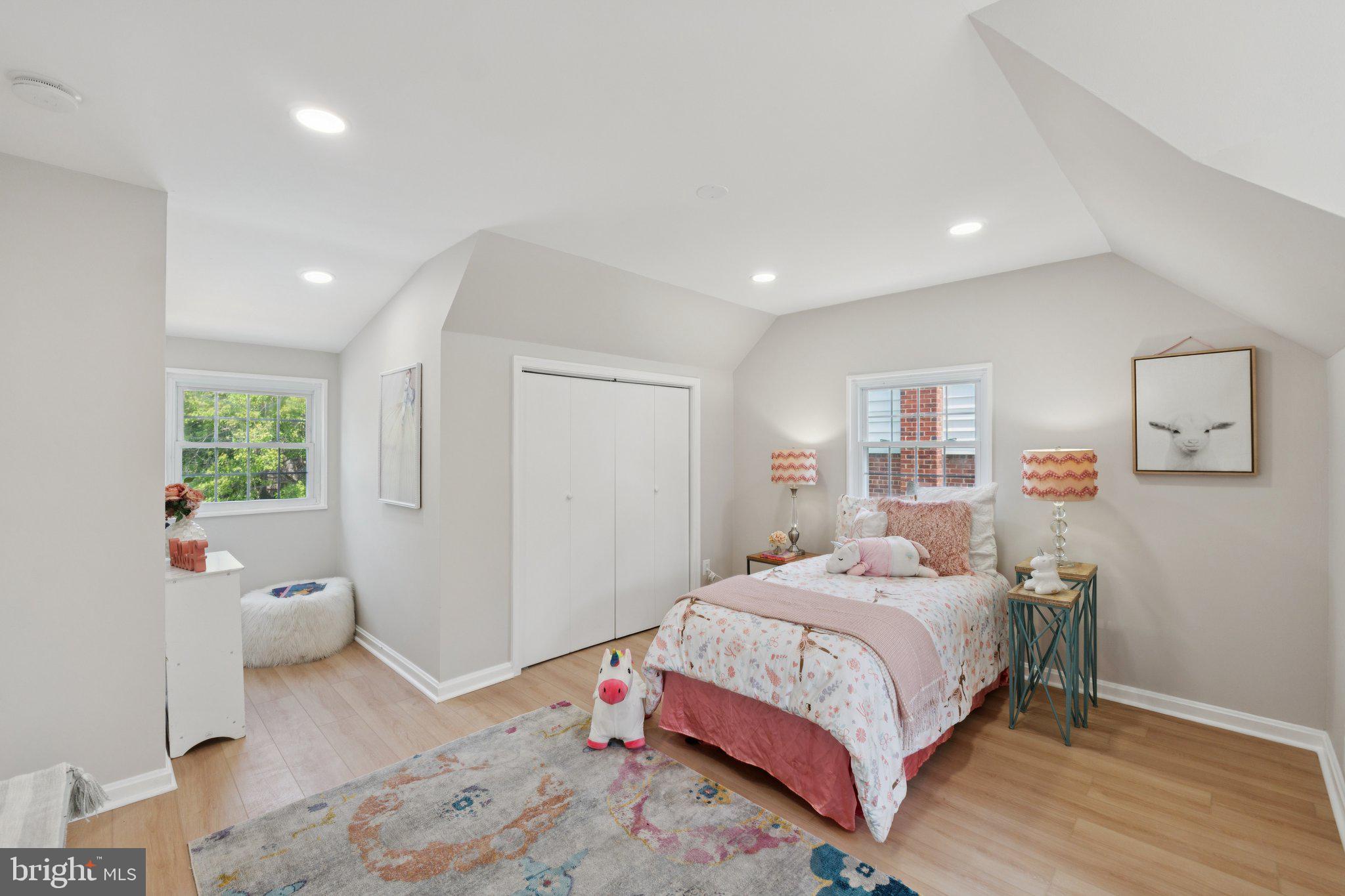 WHEATON WOODS - Residential