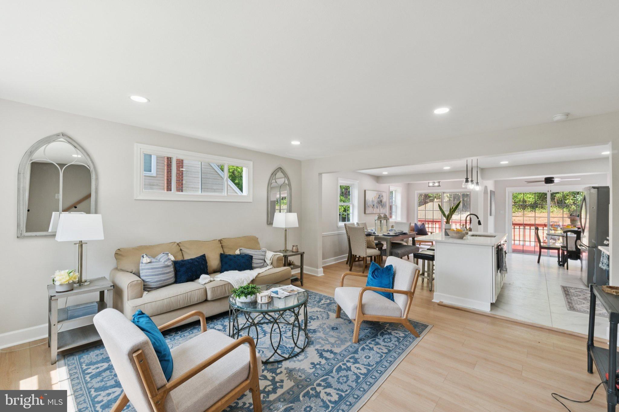 WHEATON WOODS - Residential