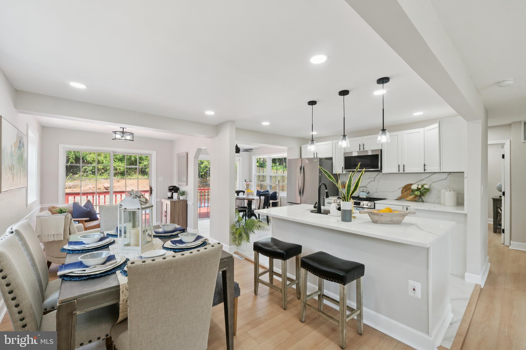 WHEATON WOODS - Residential