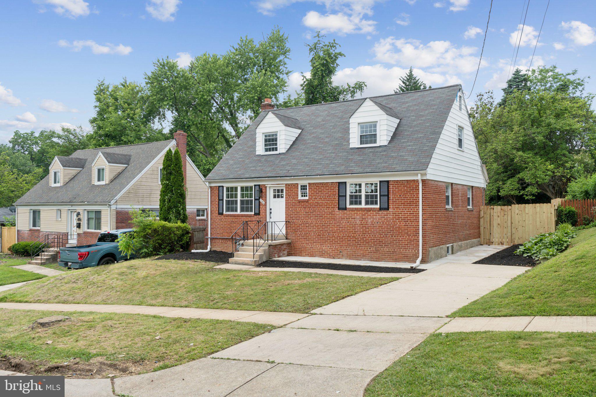 WHEATON WOODS - Residential