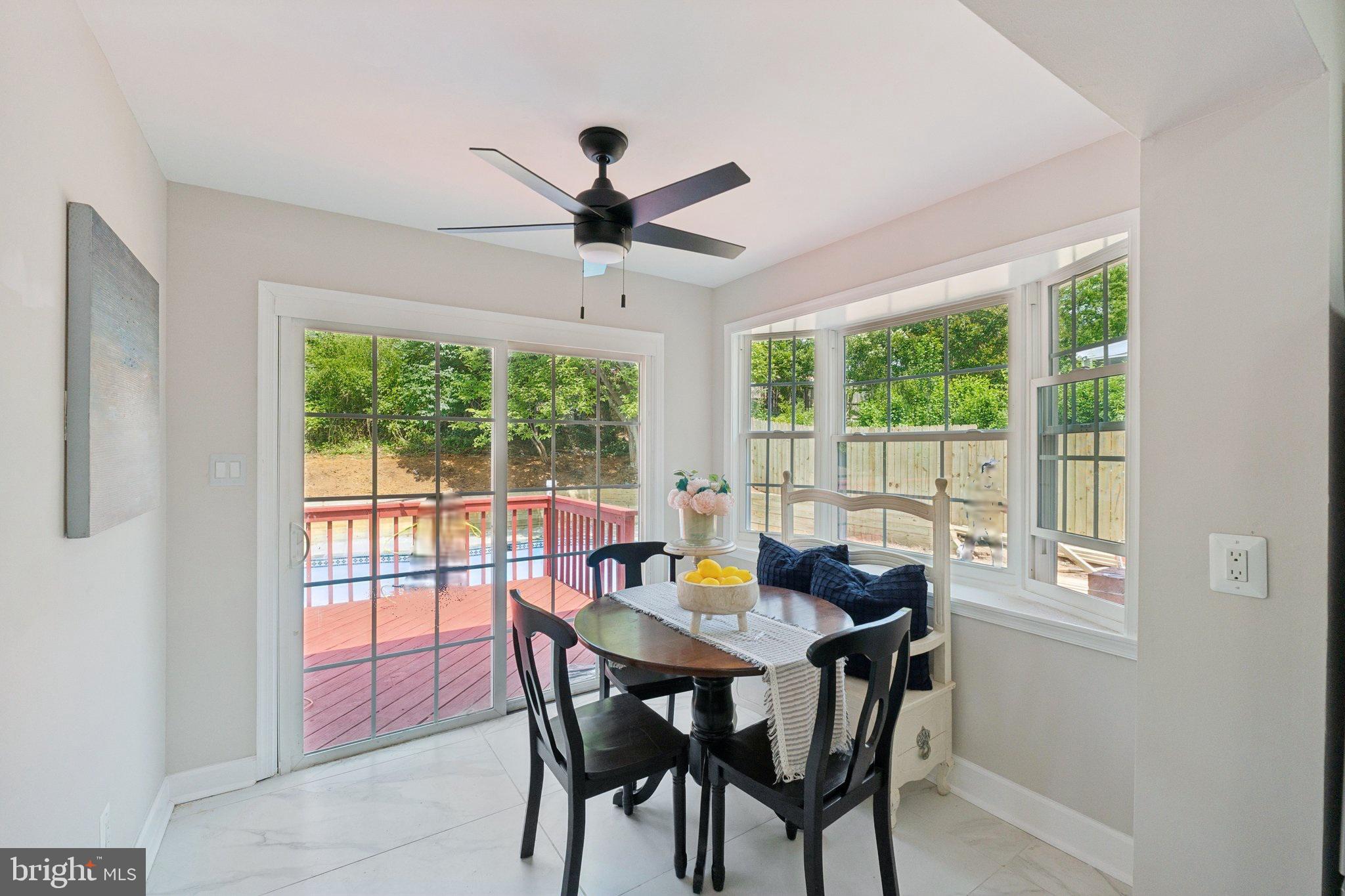 WHEATON WOODS - Residential