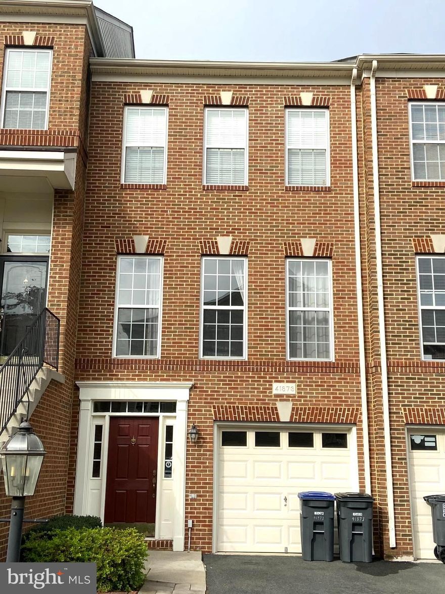 Multiple Offers received:  Deadline for offers by Monday, 10/26 at 9:00 AM. This  One car garage home features 4 bedroom 3.5 bath.  This home has it all..... Newly Roof (2016), HVAC (2017), Hot water heater (2017), Washer (2018).  Spacious foyer to a bedroom with full bath leading to rear fenced yard to enjoy the privacy with beautiful view.  Living and dining room filled with sunlight.  Large kitchen with table space.   Convenient location, minutes to Route 50, walk to library, shopping centers, groceries and Loudoun Connector bus stop to DC.  Don't miss this well kept home.