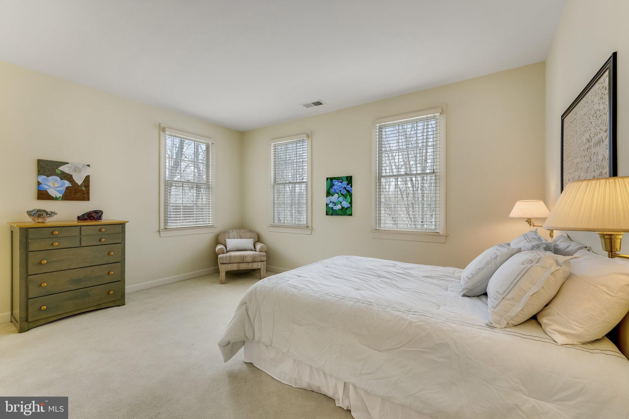 RIVERBEND KNOLLS - Residential