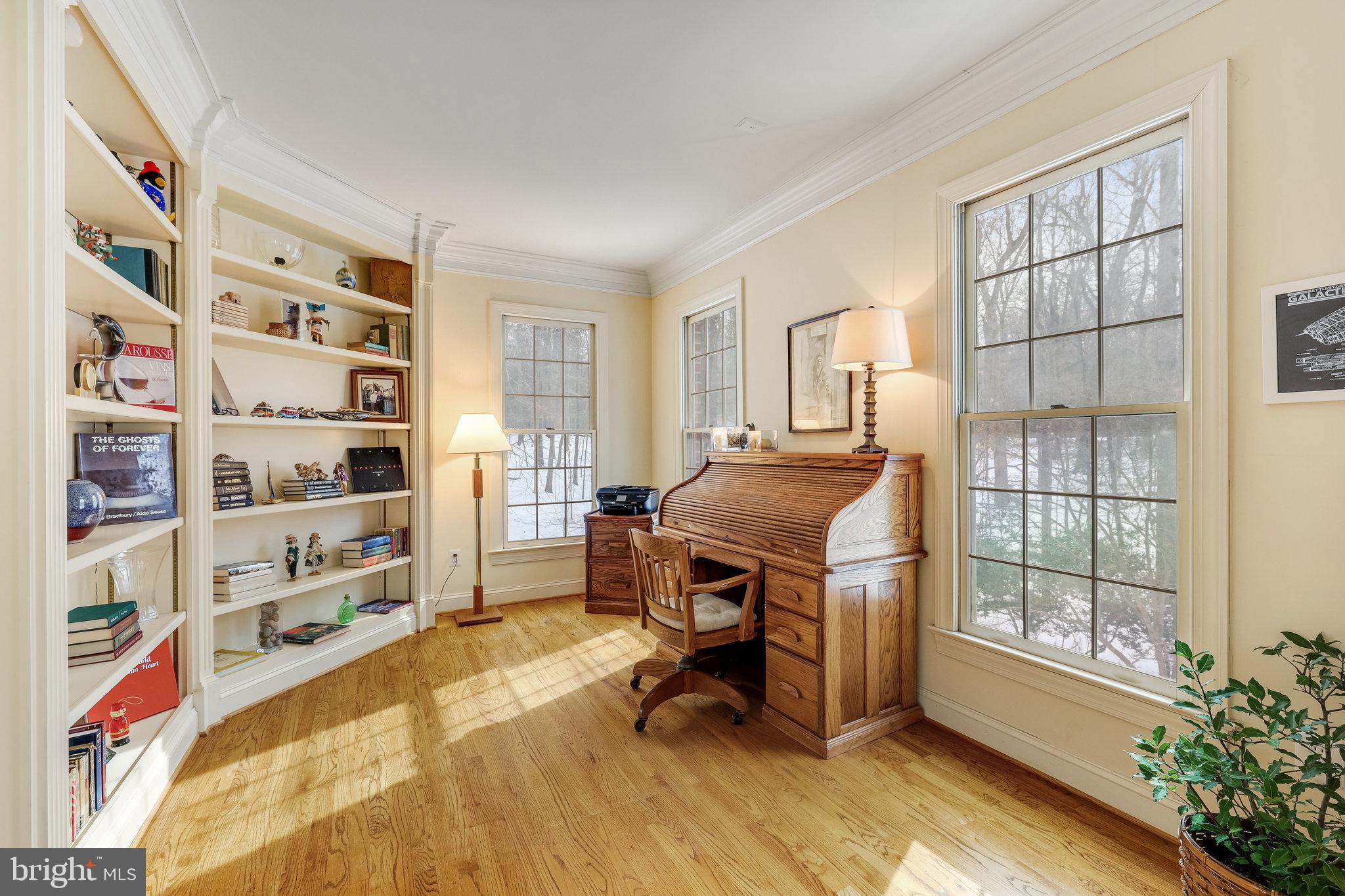 RIVERBEND KNOLLS - Residential