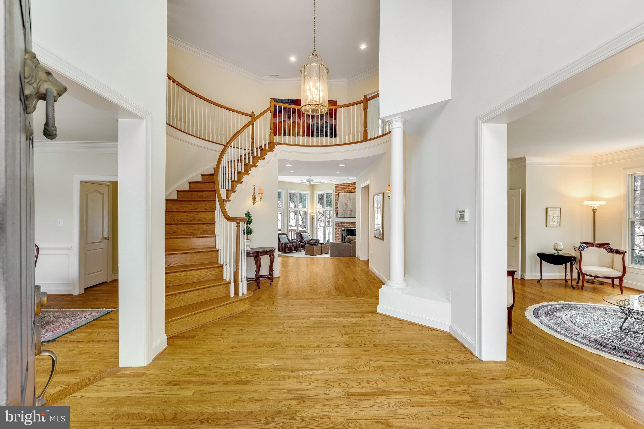 RIVERBEND KNOLLS - Residential