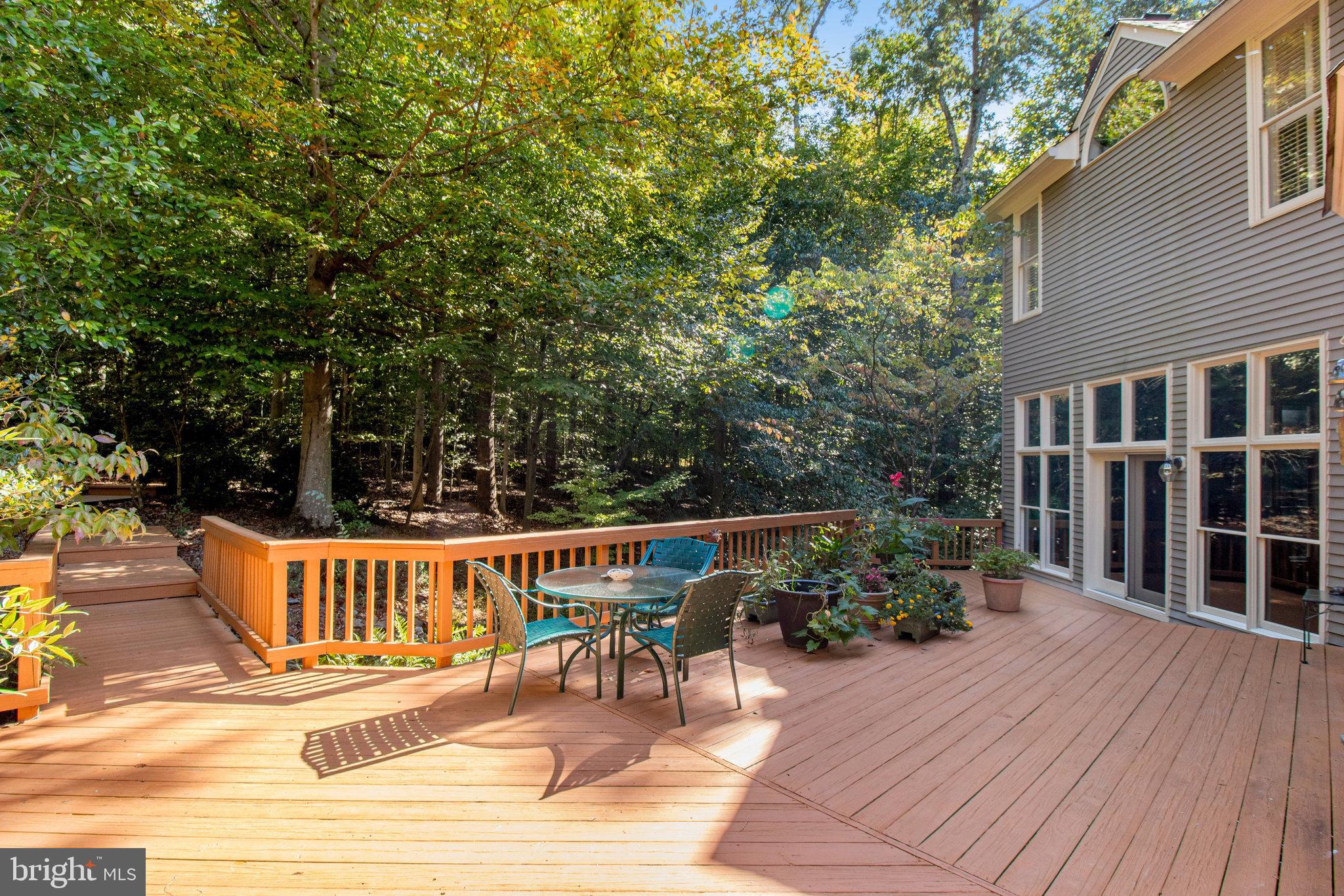 RIVERBEND KNOLLS - Residential